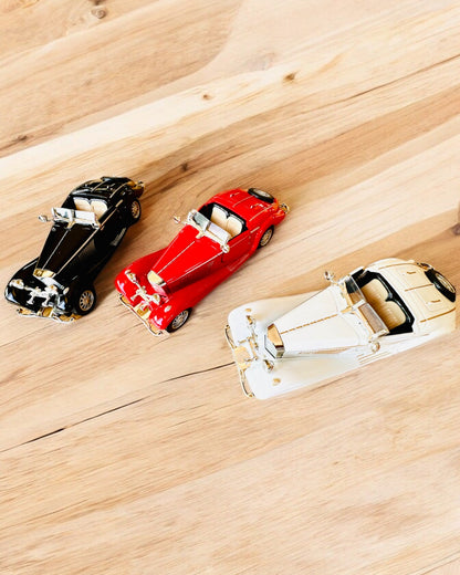 Modelo Miniatura de Carros Clássicos Retro - possibilidade de personalização para presente com gravação, 3 variantes à escolha