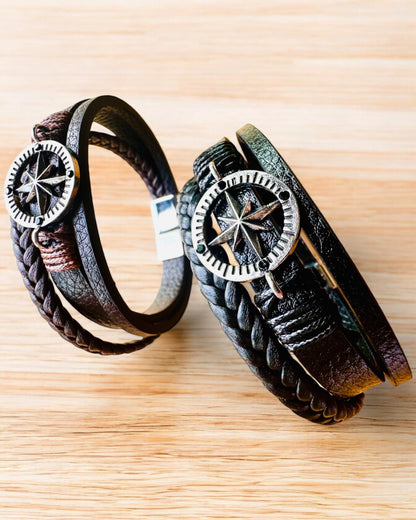 Pulseira "Compass Adventure" - possibilidade de personalização com gravação para presente, 2 variantes de cor disponíveis.