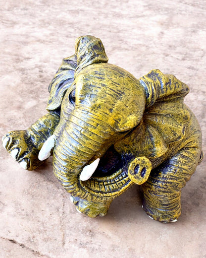 Estatueta de elefante "Pequeno Sortudo" com possibilidade de gravação para presente