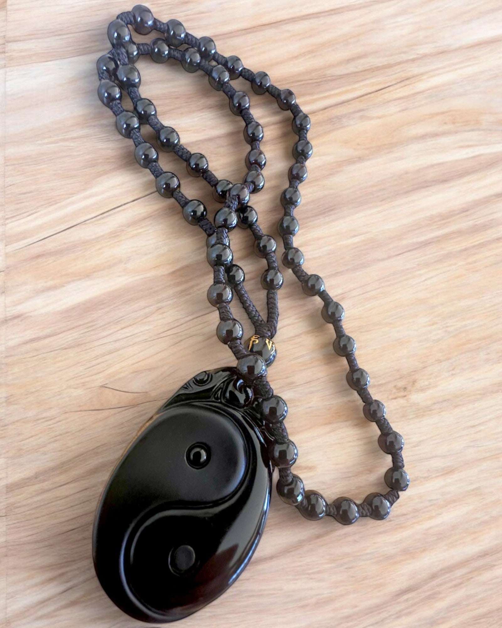 Amuleto Obsidiana Yin Yang com Gravação - Harmonia e Proteção, personalização com gravação para presente