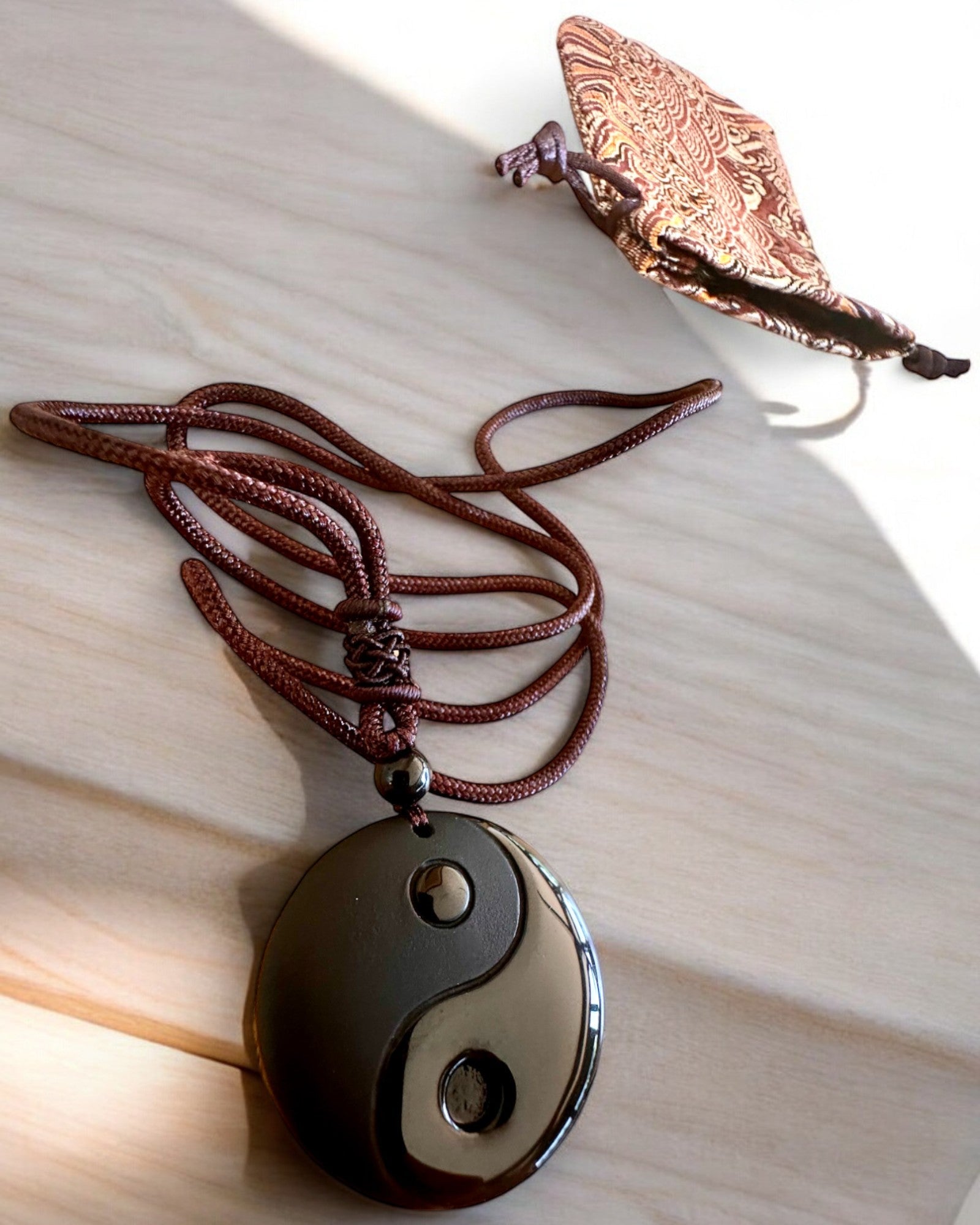 Colar Boho de Obsidiana Yin Yang Tai Chi, possibilidade de personalização com gravação para presente