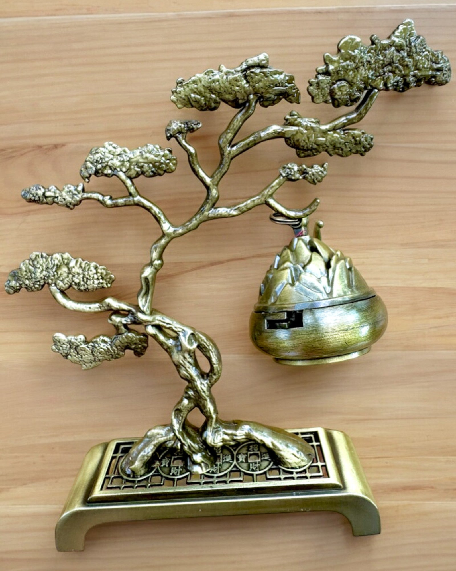 Suporte de Incenso Bonsai em Metal Elegante - possibilidade de personalização com gravação para presente