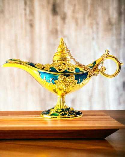 Pequena Lâmpada Aladino Feita à Mão - Artesanato Metálico Artístico para Decoração de Casa, gravação