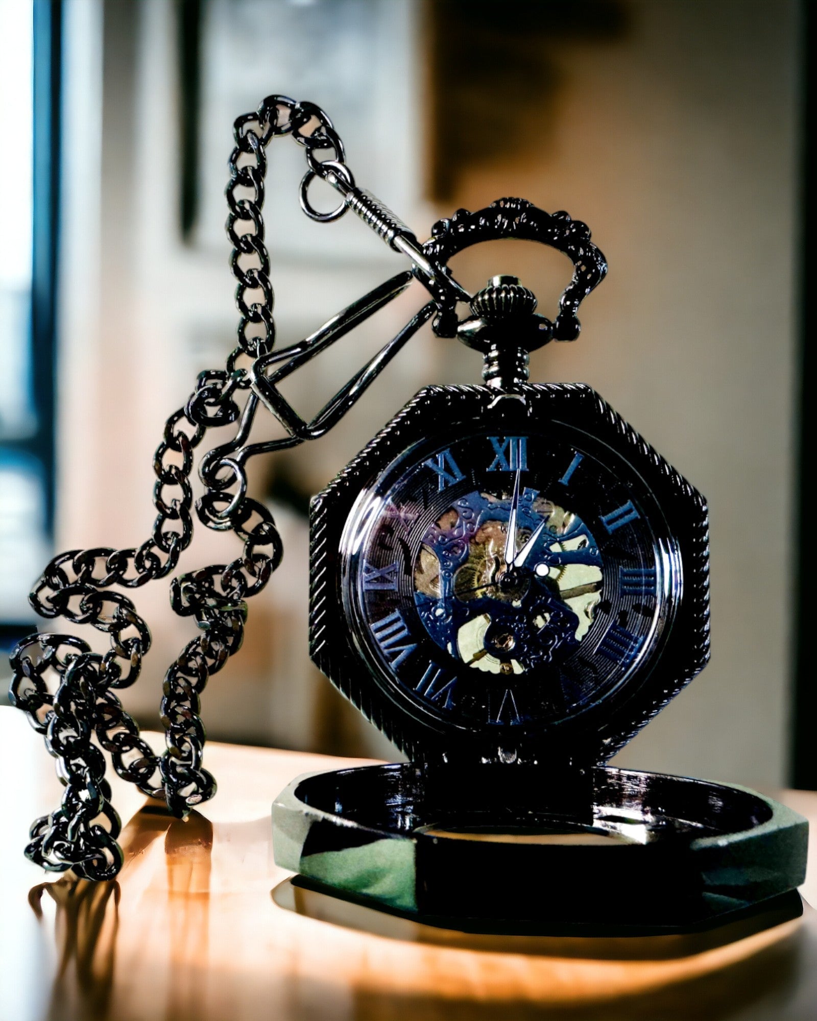 Relógio de Bolso Mecânico Steampunk Octogonal Clássico na Cor Preta, Gravura