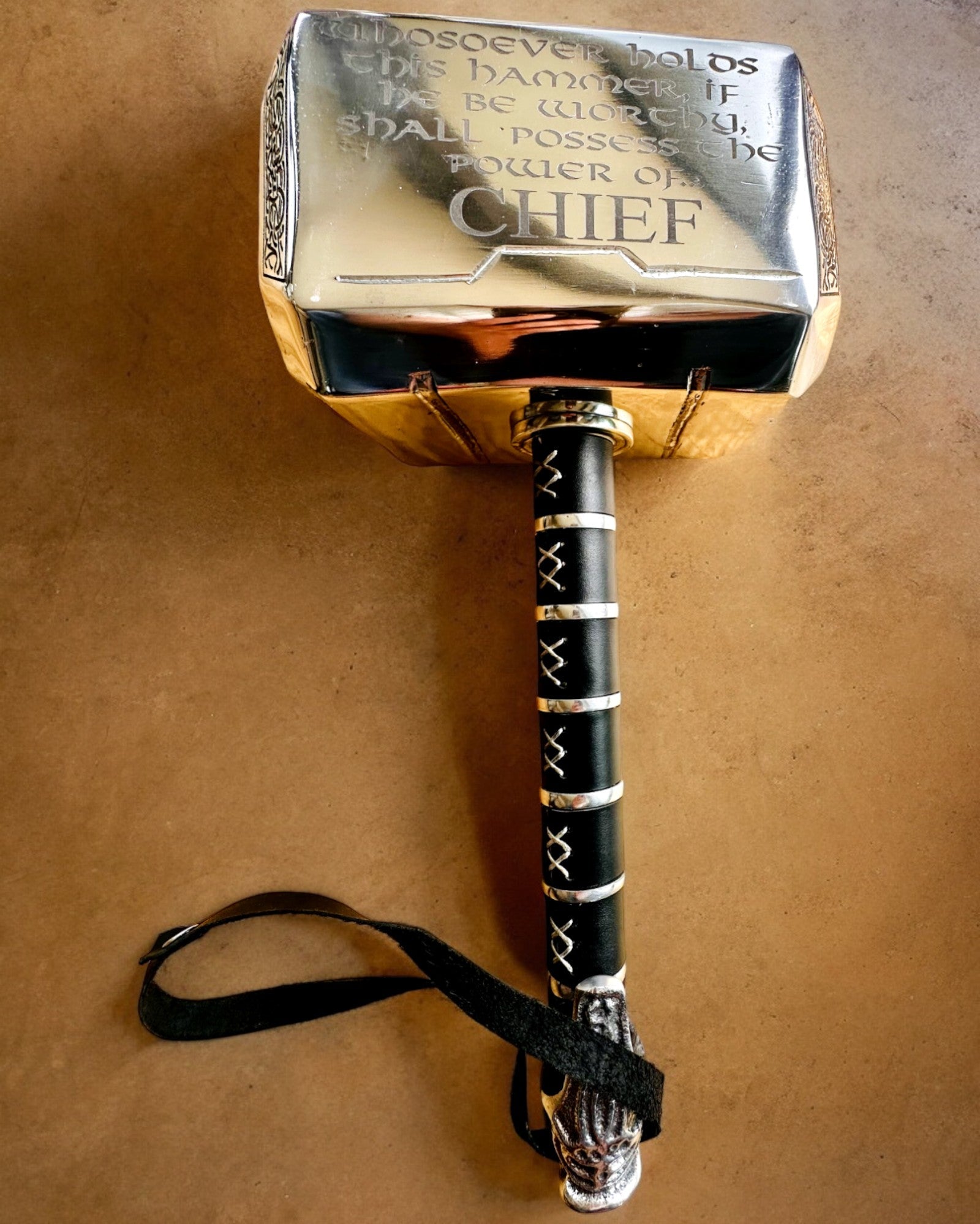 Martelo de Thor "Chefe" - Martelo Artesanal Feito à Mão, personalização com gravação para presente