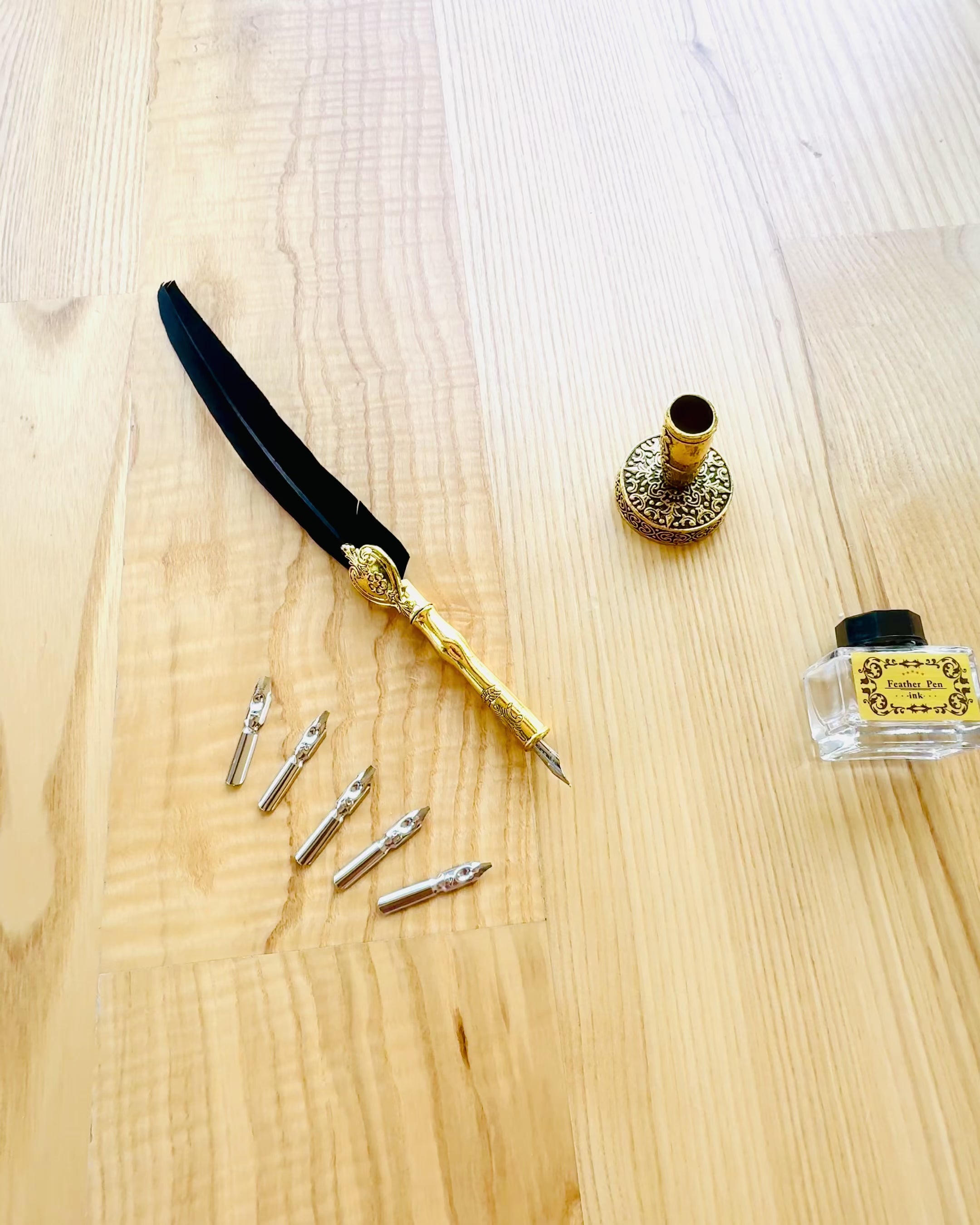 Caneta de Ganso Elegante com Conjunto de Acessórios - Royal Quill, possibilidade de personalização com gravação