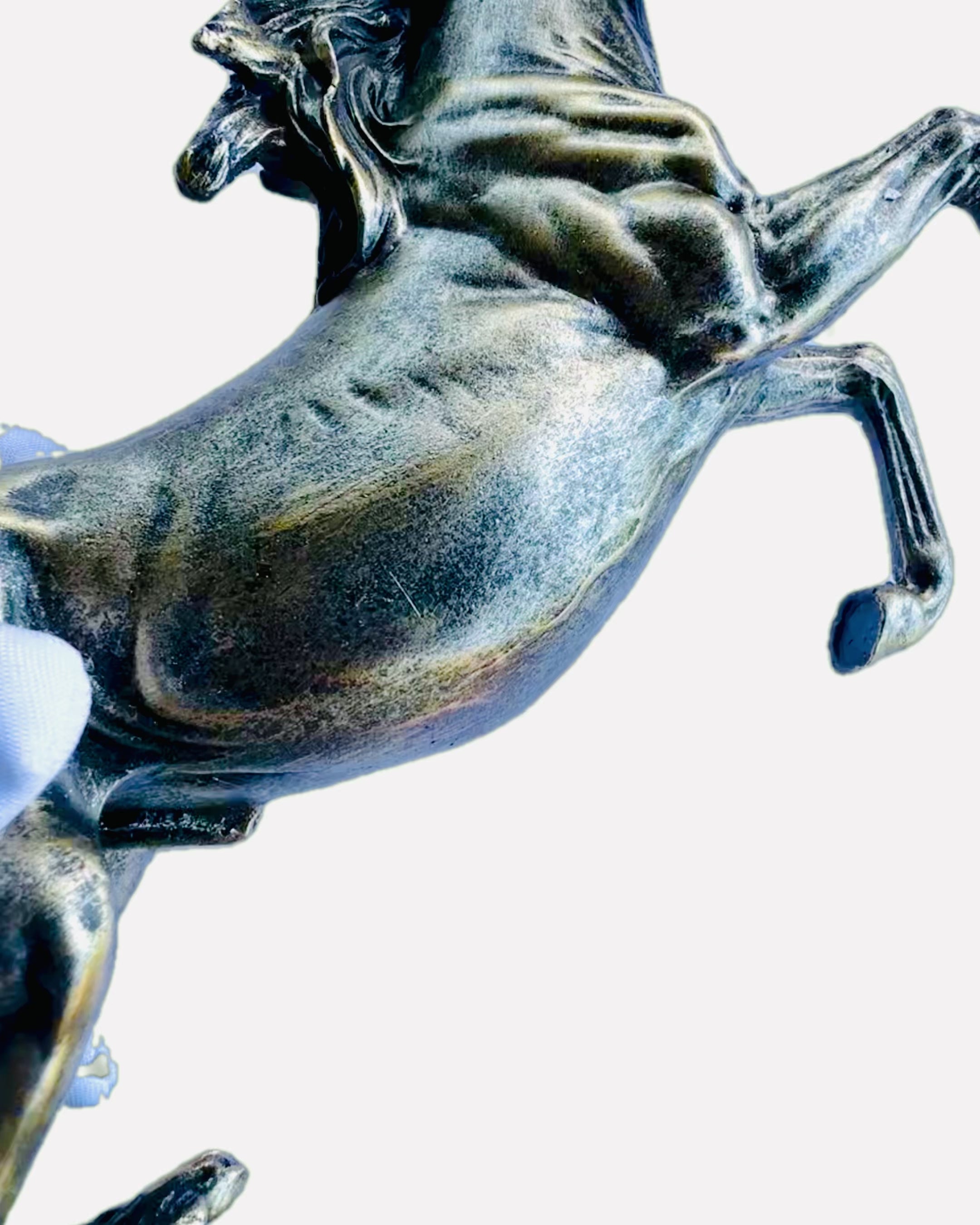 Noblesse - Figura, Estátua de Cavalo em Movimento - possibilidade de personalização com gravação para presente