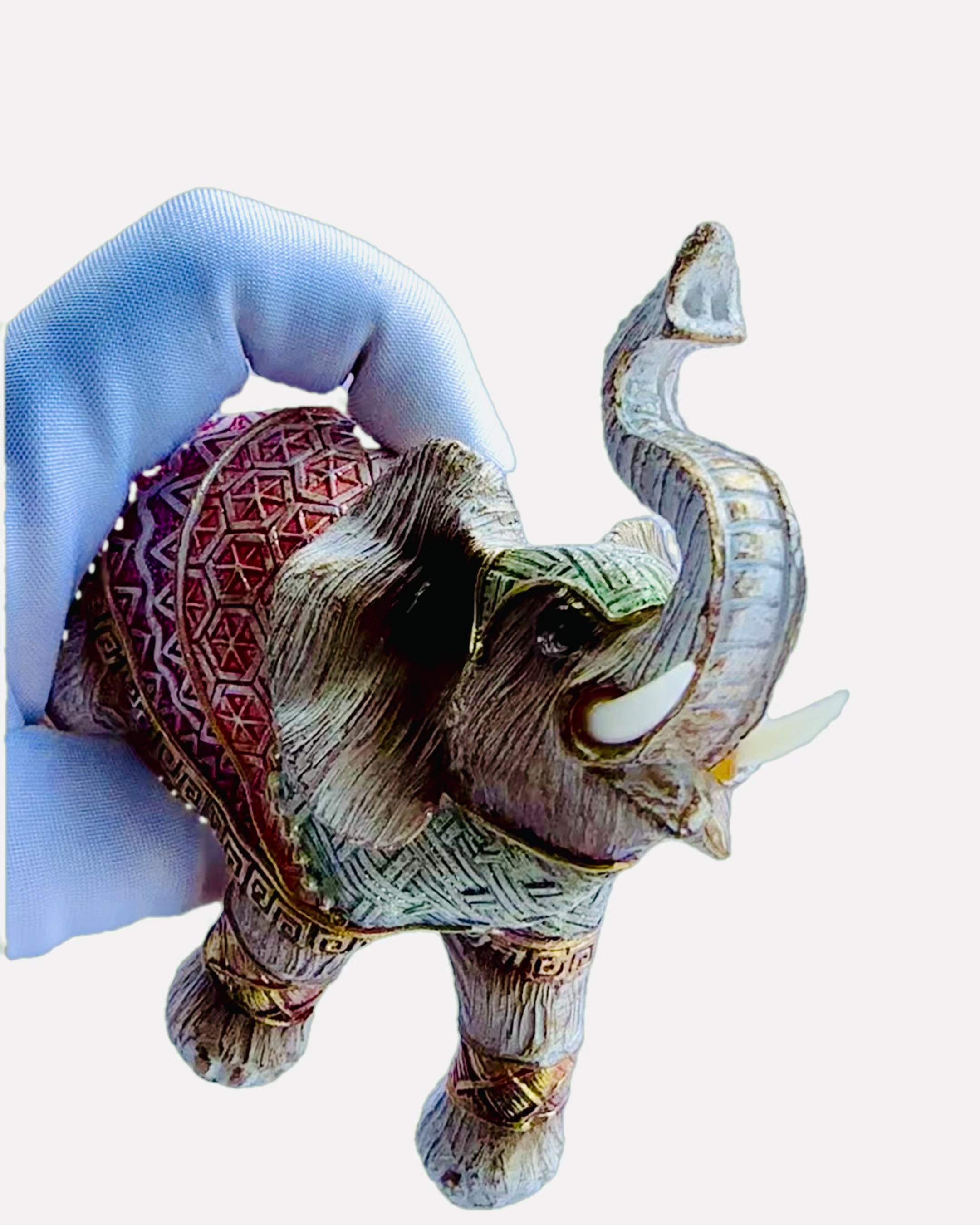 Slónia Strózka – Elefante Decorativo em Resina com Possibilidade de Gravação